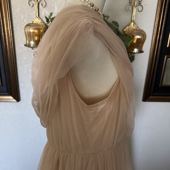 Pink Formal Dress Long Off The Shoulders Ballgown Flowy Tulle Women’s Size 12 - Picture 4 of 14